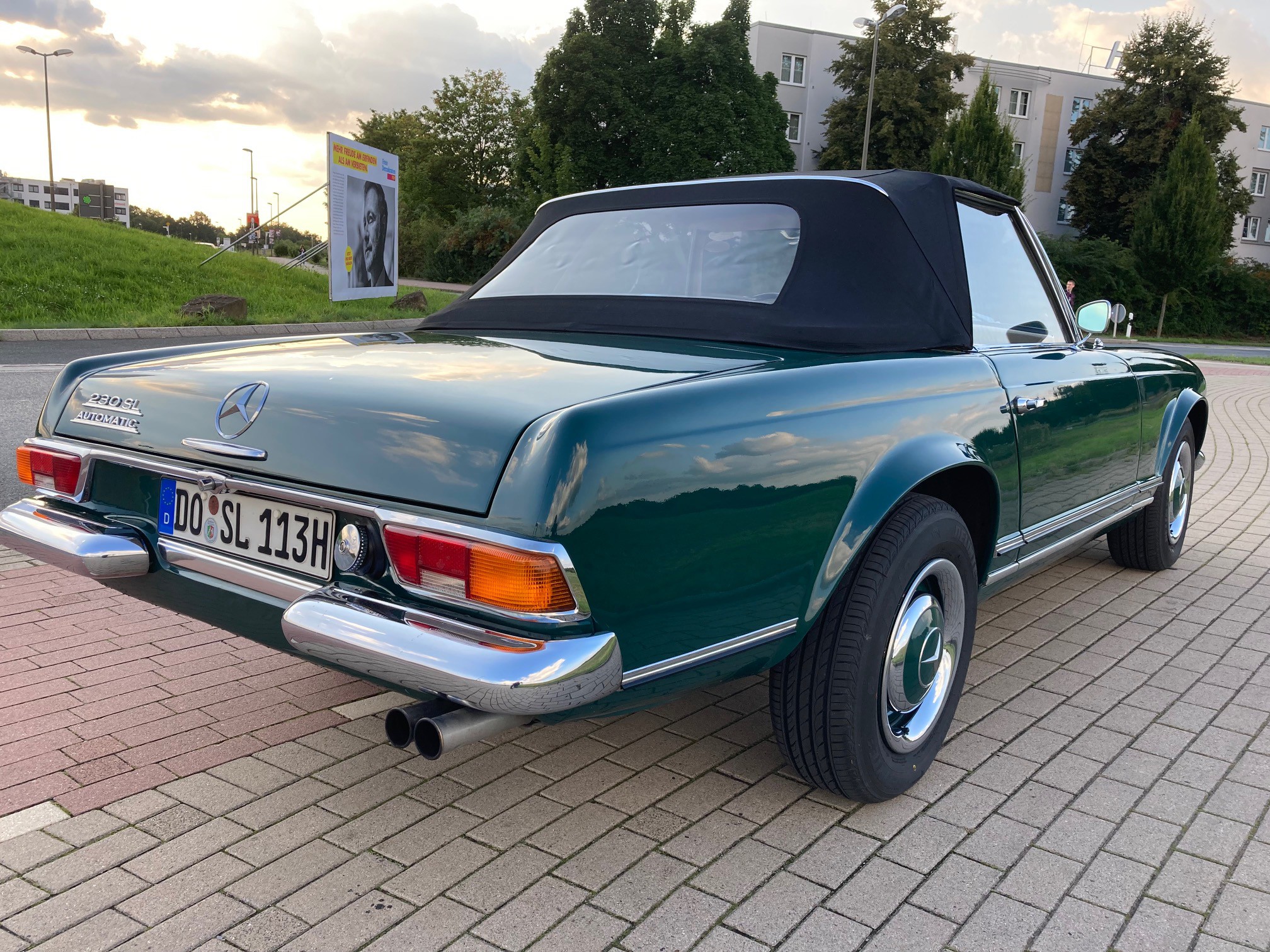 Mercedes 230SL 1964