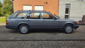 Mercedes-Benz S124 T-Modell Mopf 0 1989