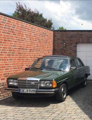 Mercedes W123 1984