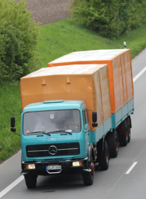 Mercedes Benz  m. Wellmeyer Anhänger NG 1932 - Gliederzug 1979